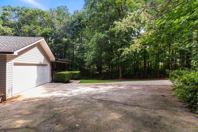 433 Burns Mill Road, West Union, SC 29696