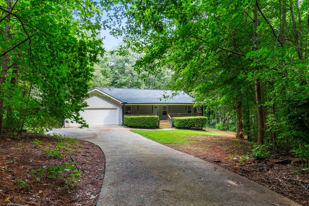 433 Burns Mill Road, West Union, SC 29696