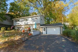 4371 Council Crest Lane, Battle Creek, MI 49014