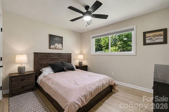 4023 Strangford Avenue, Charlotte, NC 28215