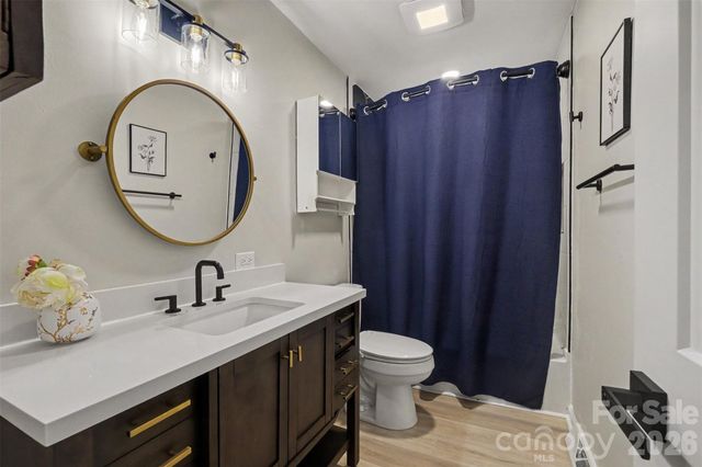 4023 Strangford Avenue, Charlotte, NC 28215