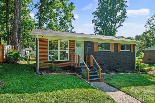 4023 Strangford Avenue, Charlotte, NC 28215