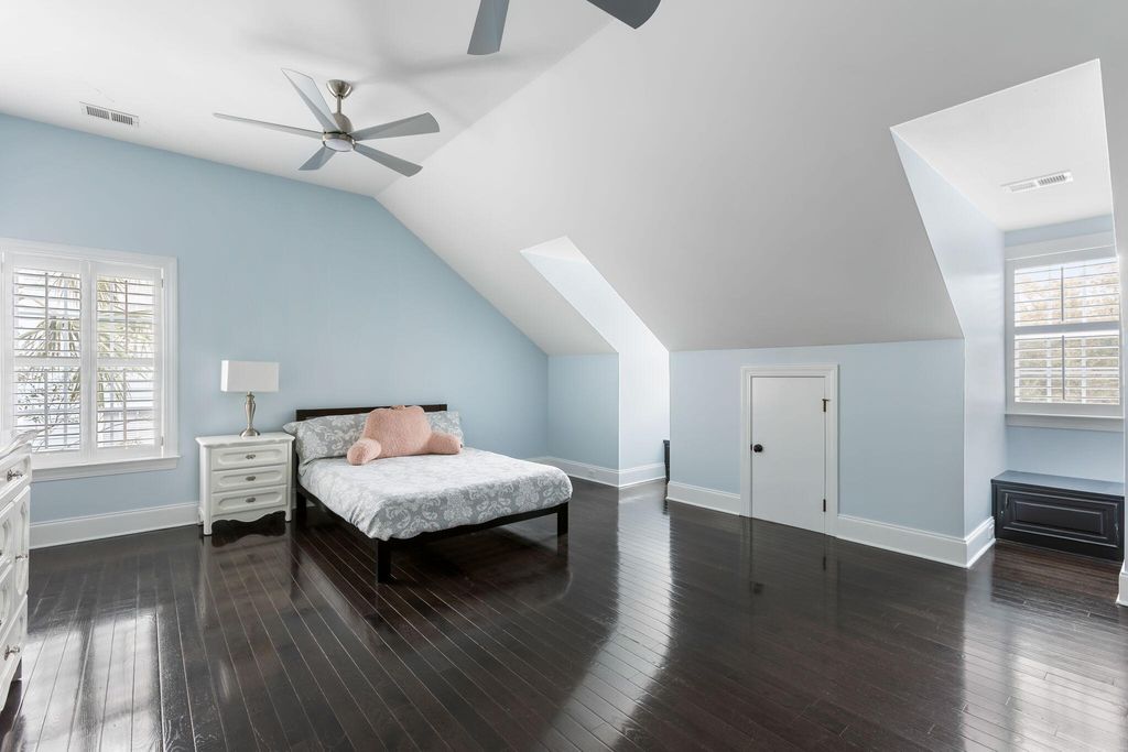 Image 25 of property listing at 4320 Savoy Street, Mount Pleasant, SC 29466