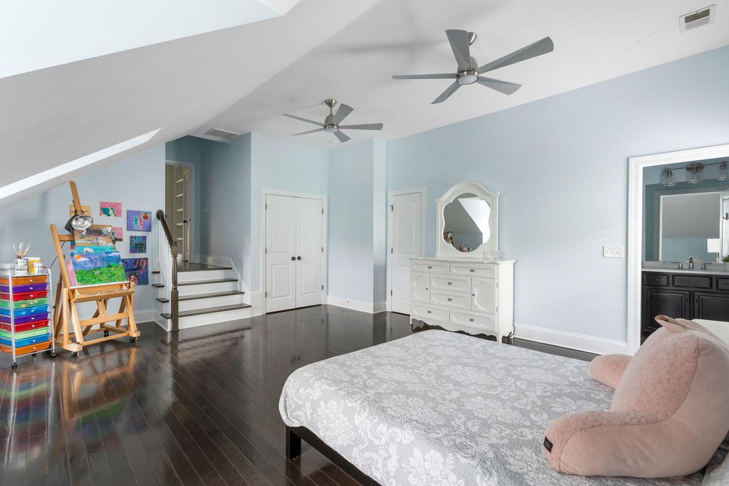 Image 26 of property listing at 4320 Savoy Street, Mount Pleasant, SC 29466