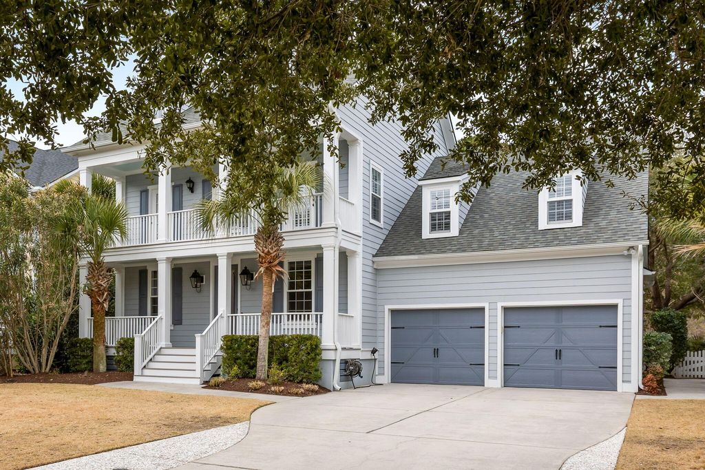 Image 31 of property listing at 4320 Savoy Street, Mount Pleasant, SC 29466