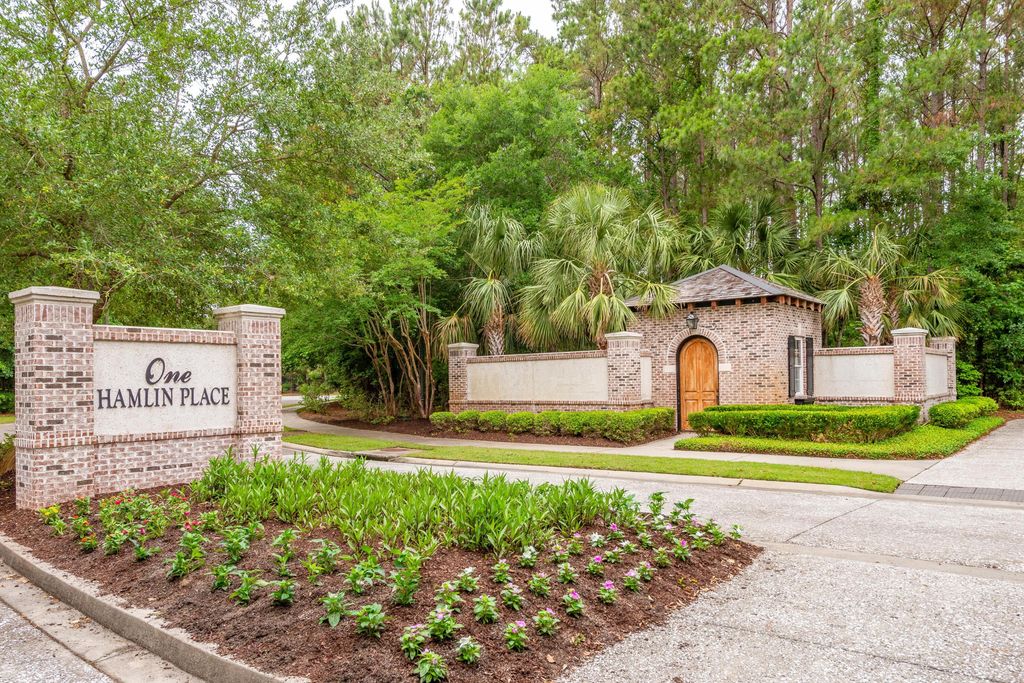 Image 33 of property listing at 4320 Savoy Street, Mount Pleasant, SC 29466