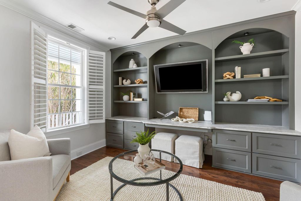 Image 4 of property listing at 4320 Savoy Street, Mount Pleasant, SC 29466