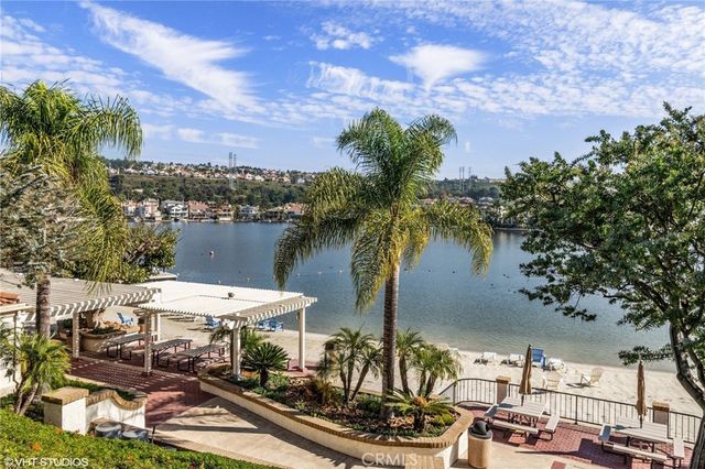 22476 Petra 22, Mission Viejo, CA 92692