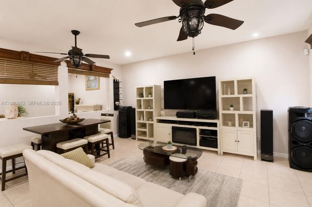 116 SE 22nd Ter, Homestead, FL 33033