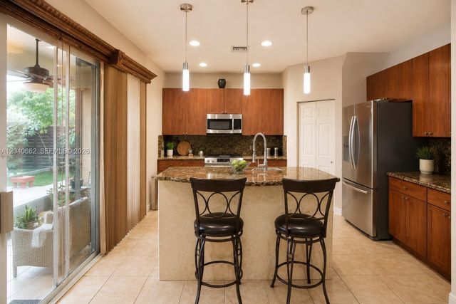 116 SE 22nd Ter, Homestead, FL 33033