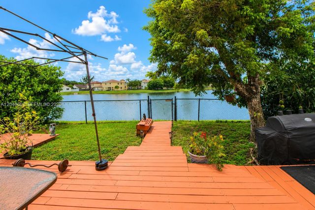 116 SE 22nd Ter, Homestead, FL 33033