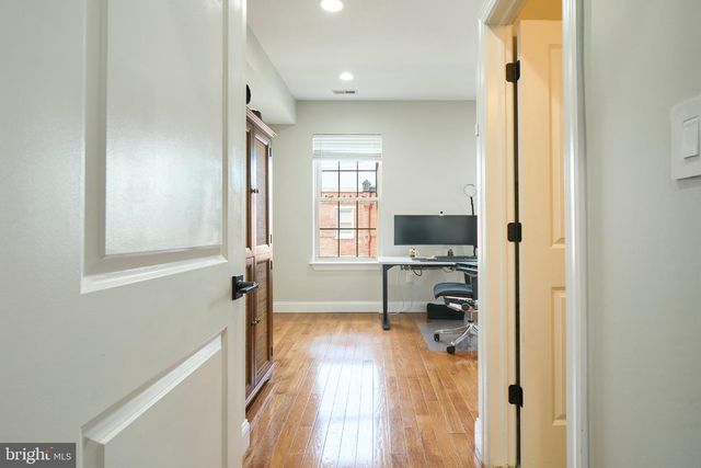1802 GINNODO ST, Philadelphia, PA 19130