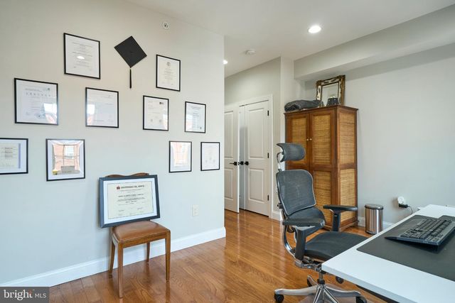 1802 GINNODO ST, Philadelphia, PA 19130
