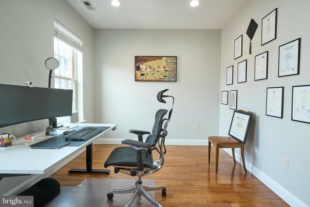 1802 GINNODO ST, Philadelphia, PA 19130
