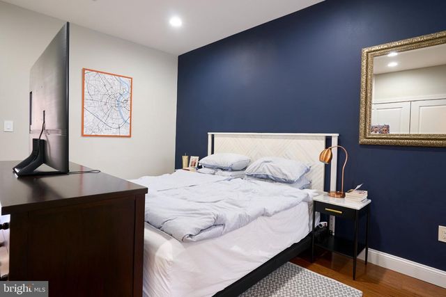 1802 GINNODO ST, Philadelphia, PA 19130