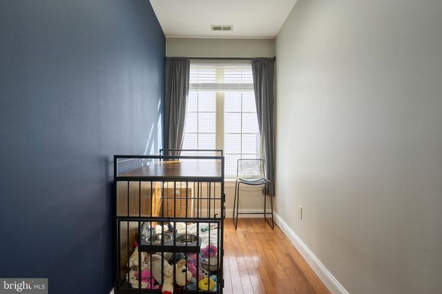 1802 GINNODO ST, Philadelphia, PA 19130