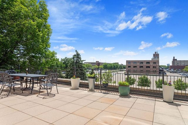730 Stinson Boulevard 320, Minneapolis, MN 55413
