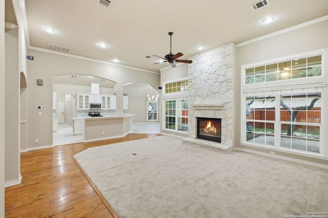 306 HORNPIPE HLS, San Antonio, TX 78260