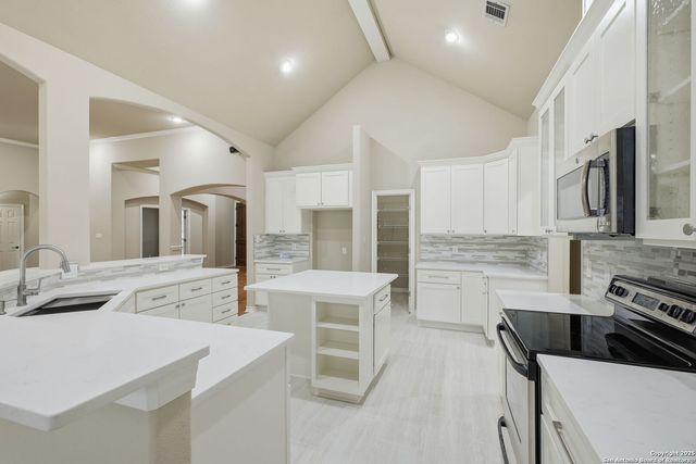 306 HORNPIPE HLS, San Antonio, TX 78260