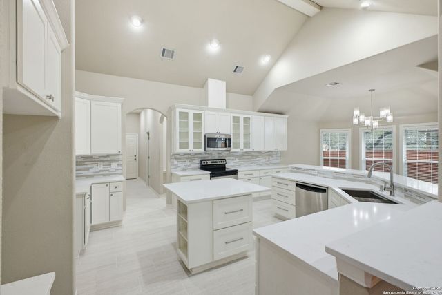 306 HORNPIPE HLS, San Antonio, TX 78260