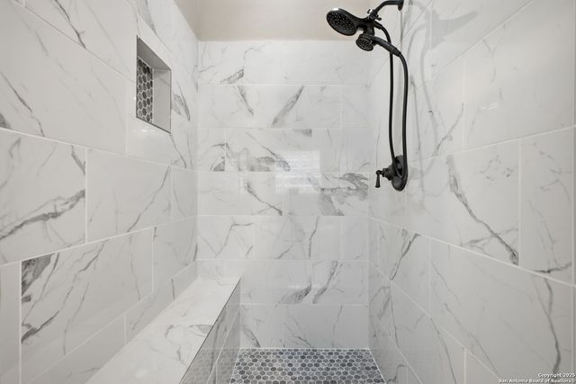 306 HORNPIPE HLS, San Antonio, TX 78260