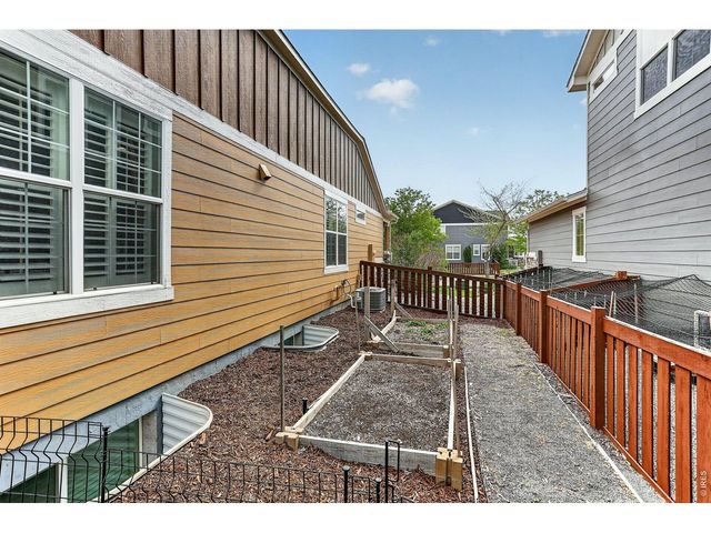 5901 Red Bridge Dr, Timnath, CO 80547