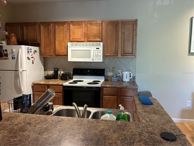 8341 38TH STREET CIR E 305, Sarasota, FL 34243