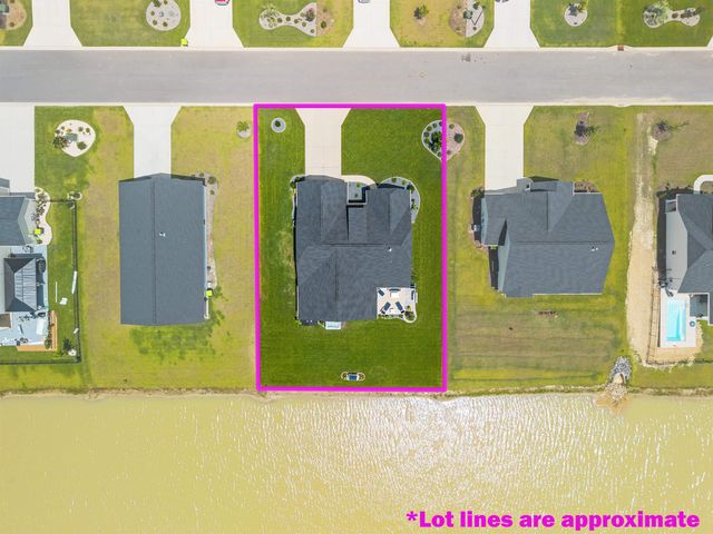 1052 Jase Dr., Longs, SC 29568