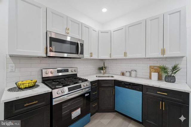 537 N WANAMAKER ST, Philadelphia, PA 19131