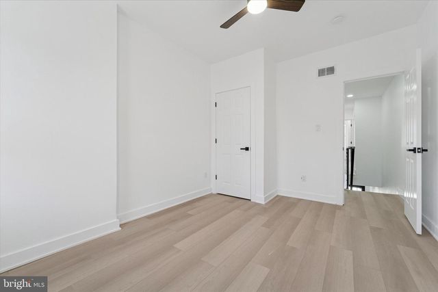 537 N WANAMAKER ST, Philadelphia, PA 19131