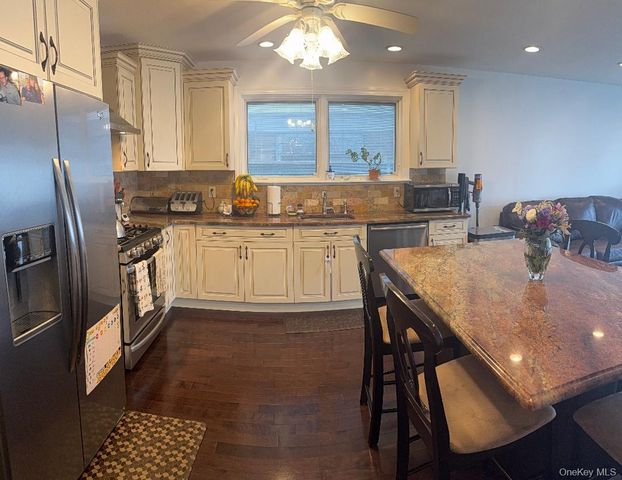 16207 85th Street, Howard Beach, NY 11414