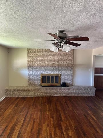 1021 W Jackson Street, Borger, TX 79007