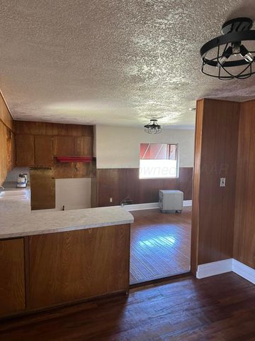 1021 W Jackson Street, Borger, TX 79007