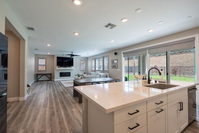 3314 Jackrabbit Ct, Folsom, CA 95630