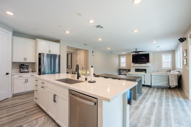 3314 Jackrabbit Ct, Folsom, CA 95630