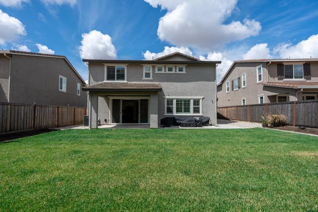 3314 Jackrabbit Ct, Folsom, CA 95630