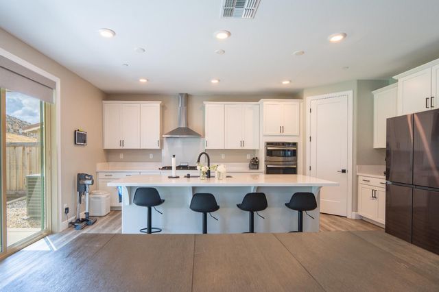 3314 Jackrabbit Ct, Folsom, CA 95630