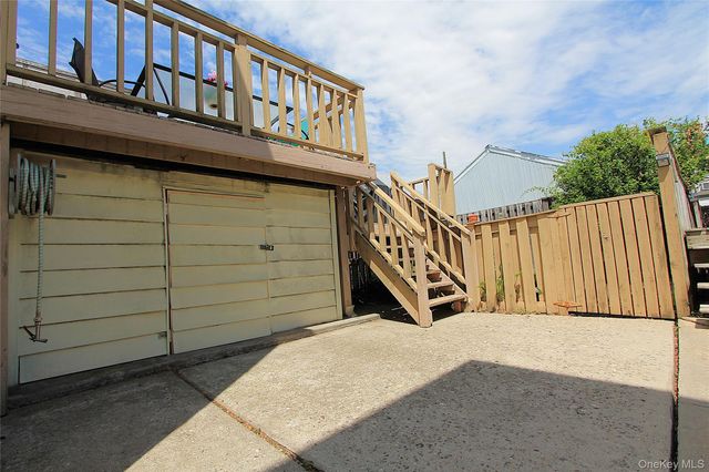 72-19 66th Road, Middle Village, NY 11379
