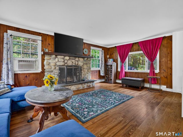 17 Pound Hill Road, Franklin, CT 06254