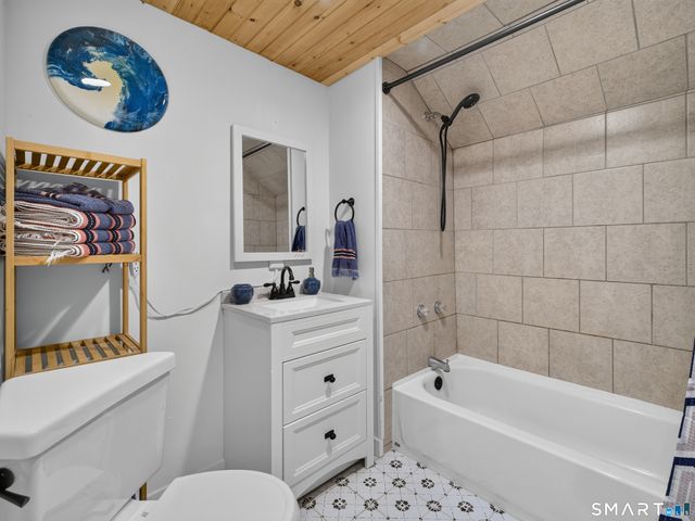 17 Pound Hill Road, Franklin, CT 06254