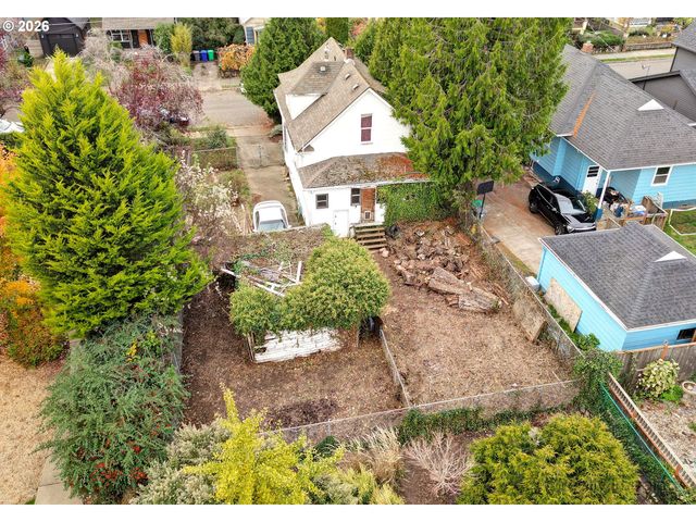 4044 Ne 6TH Ave, Portland, OR 97212