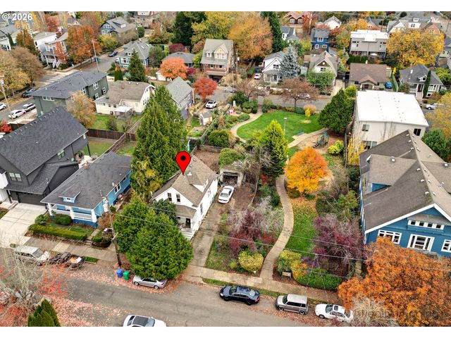4044 Ne 6TH Ave, Portland, OR 97212