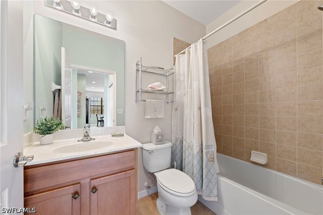 3712 Pino Vista WAY 4, Estero, FL 33928