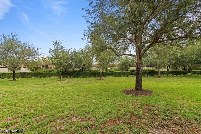 3712 Pino Vista WAY 4, Estero, FL 33928