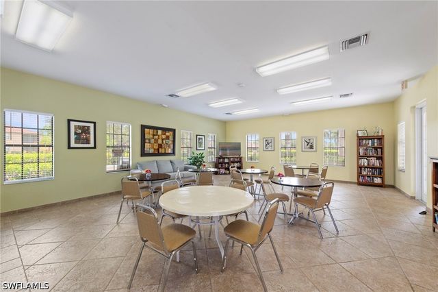 3712 Pino Vista WAY 4, Estero, FL 33928