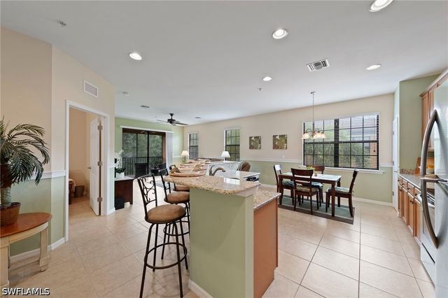 3712 Pino Vista WAY 4, Estero, FL 33928