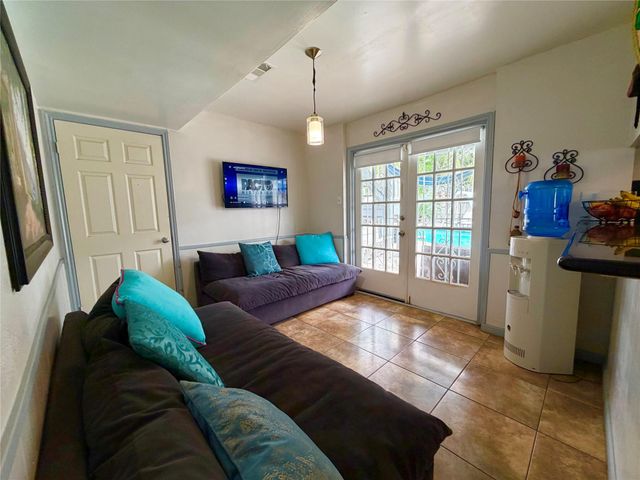 15111 Chasehill Drive, Houston, TX 77489