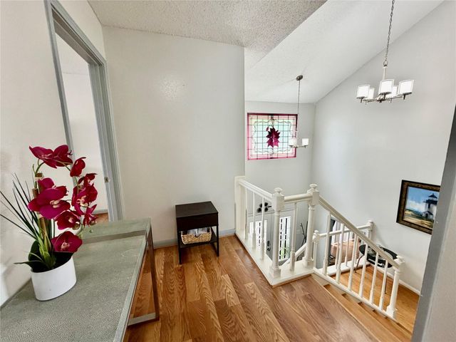 15111 Chasehill Drive, Houston, TX 77489