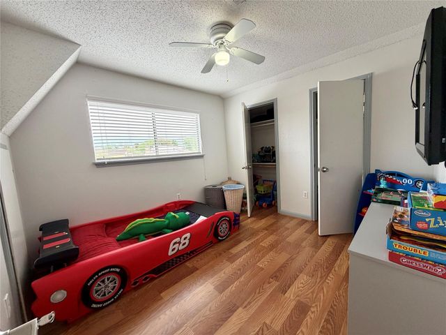 15111 Chasehill Drive, Houston, TX 77489