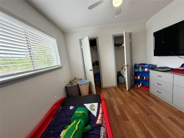 15111 Chasehill Drive, Houston, TX 77489